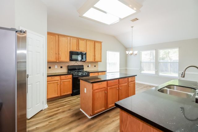 4515 Bridgevillage Drive D, Spring, TX 77373