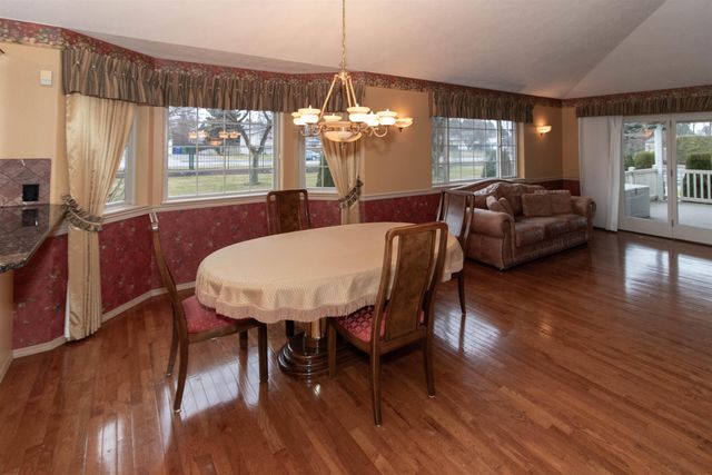 2407 S Early Dawn Ln, Spokane Valley, WA 99037