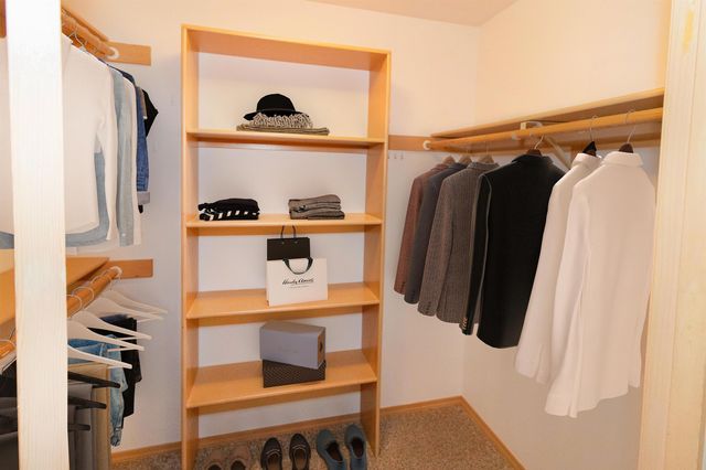 2407 S Early Dawn Ln, Spokane Valley, WA 99037