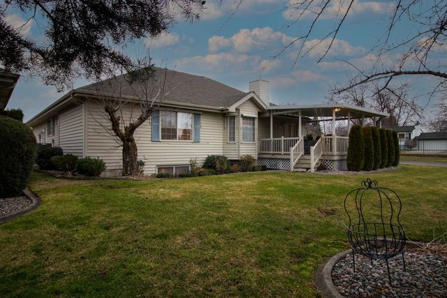 2407 S Early Dawn Ln, Spokane Valley, WA 99037