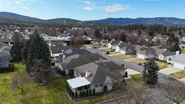2407 S Early Dawn Ln, Spokane Valley, WA 99037