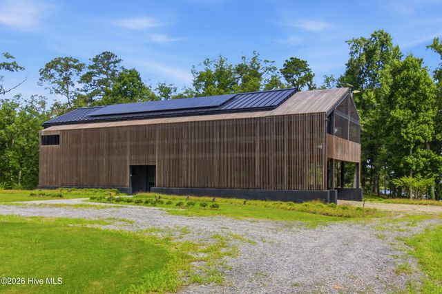 4725 Creeks Junction Road, Blounts Creek, NC 27814