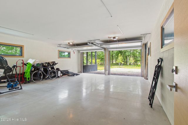 4725 Creeks Junction Road, Blounts Creek, NC 27814