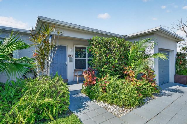 234 SE 3rd Ter, Dania Beach, FL 33004