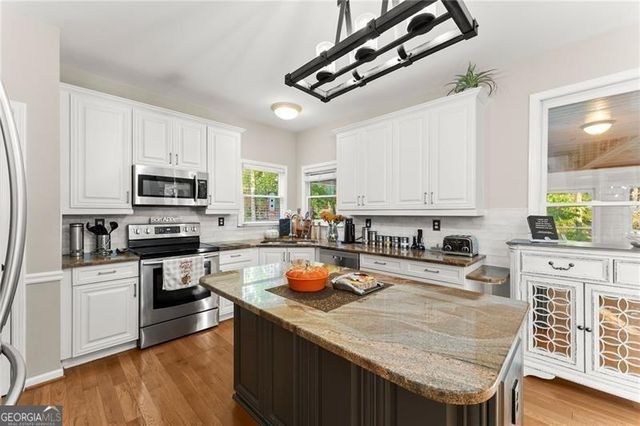 385 Graves Road, Acworth, GA 30101