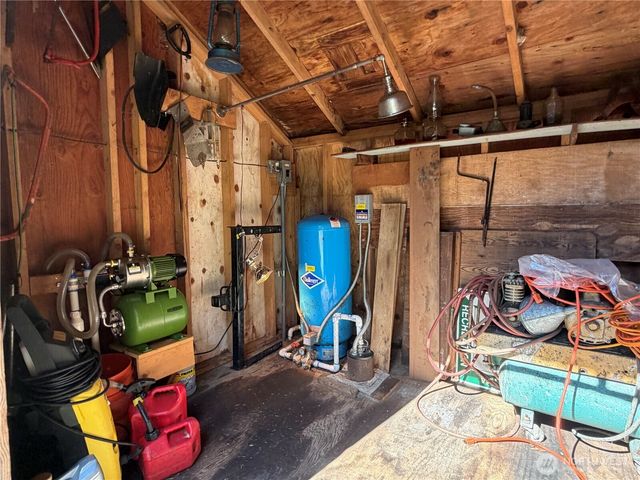 2750 Leland Valley Road W, Quilcene, WA 98376