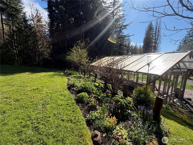 2750 Leland Valley Road W, Quilcene, WA 98376
