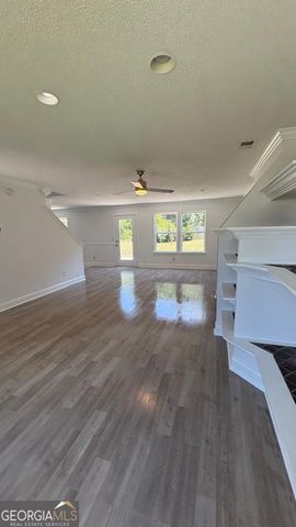 55 Holly Springs Circle, Port Wentworth, GA 31407