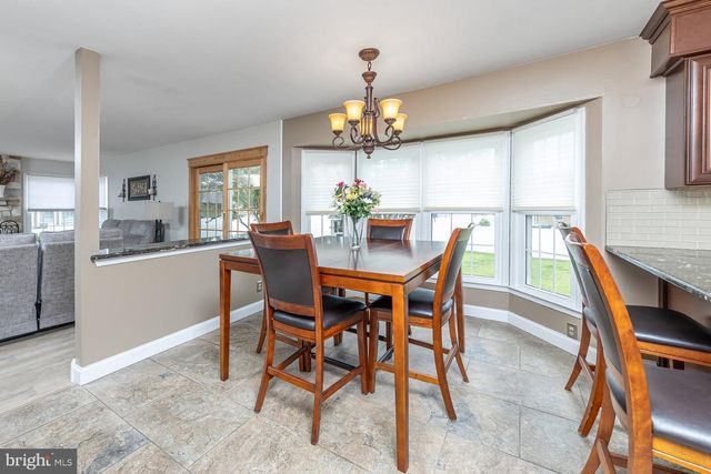 2 WALTON DR, Sewell, NJ 08080