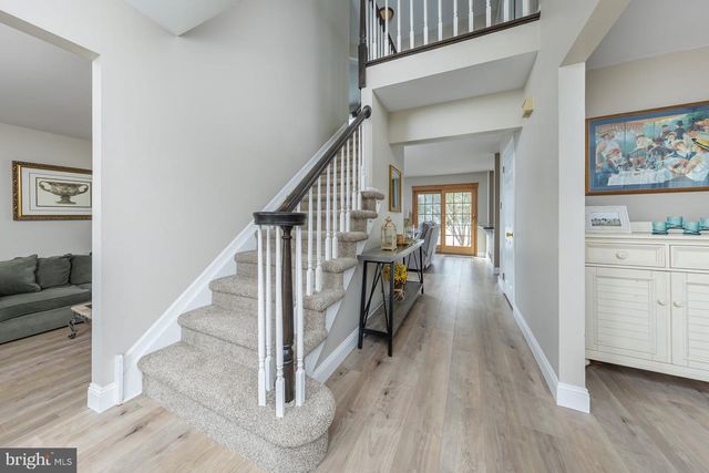 2 WALTON DR, Sewell, NJ 08080