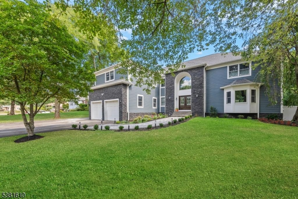 153 Old Beekman Rd, South Brunswick Twp., NJ 08852