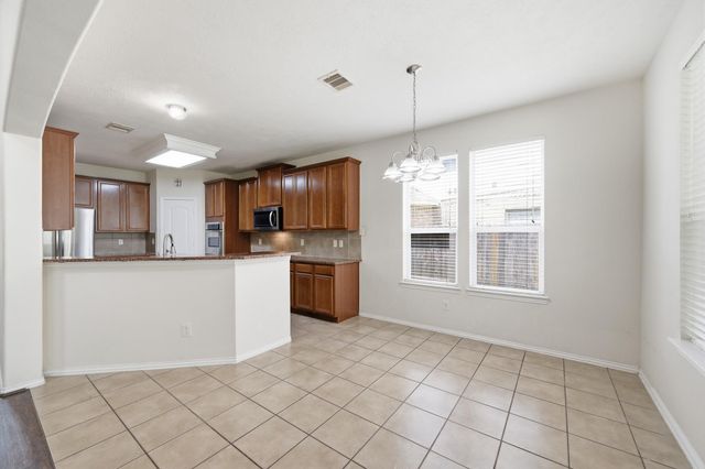 2117 Rushing Spring Drive, Pearland, TX 77584