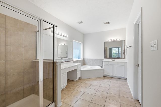 2117 Rushing Spring Drive, Pearland, TX 77584