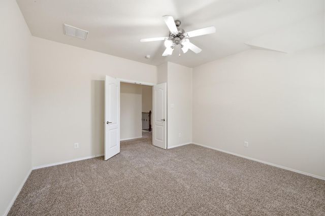 2117 Rushing Spring Drive, Pearland, TX 77584