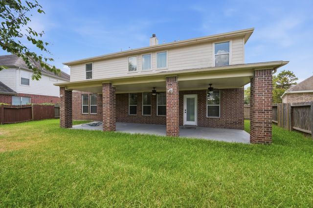 2117 Rushing Spring Drive, Pearland, TX 77584
