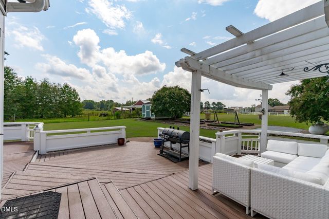 118 Victory Circle, Willow Springs, NC 27592