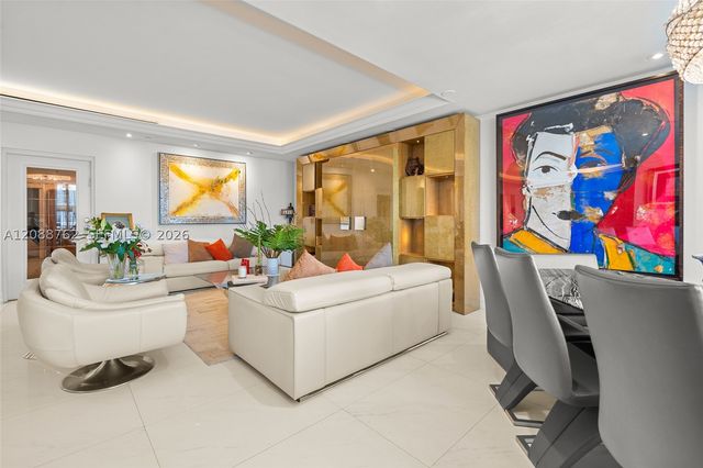 21050 Point Pl 802, Aventura, FL 33180