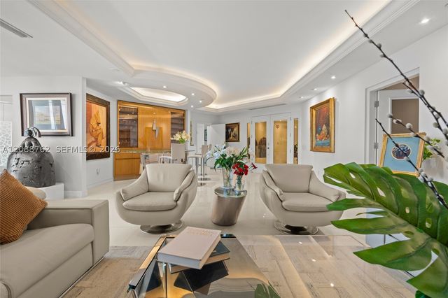21050 Point Pl 802, Aventura, FL 33180