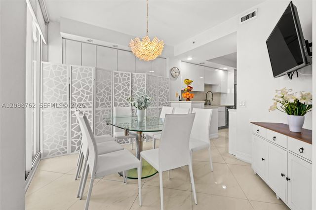 21050 Point Pl 802, Aventura, FL 33180