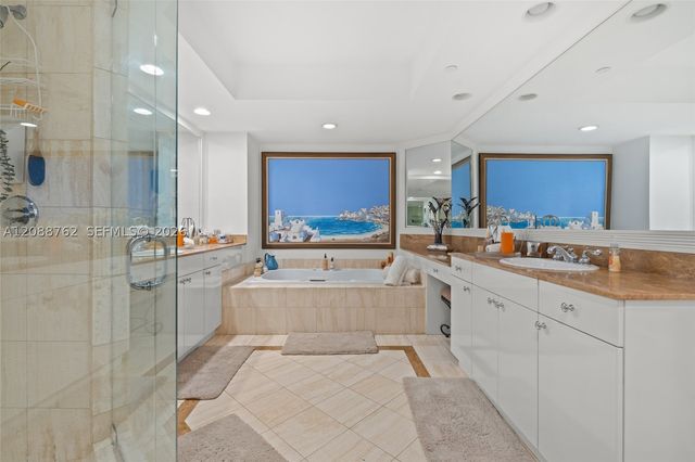 21050 Point Pl 802, Aventura, FL 33180