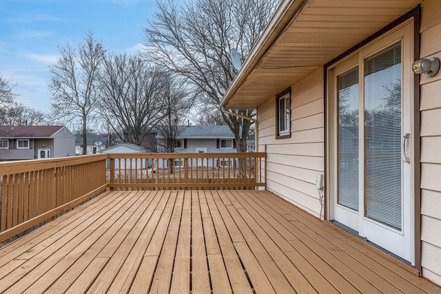 4905 50th Street, Moline, IL 61265
