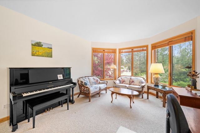 445 Huntington Drive, Ann Arbor, MI 48104
