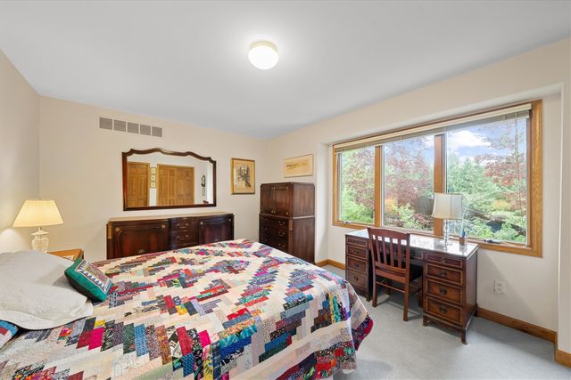 445 Huntington Drive, Ann Arbor, MI 48104