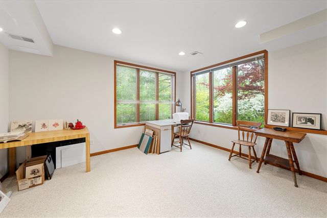 445 Huntington Drive, Ann Arbor, MI 48104