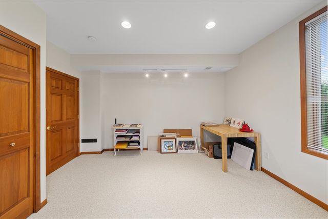 445 Huntington Drive, Ann Arbor, MI 48104