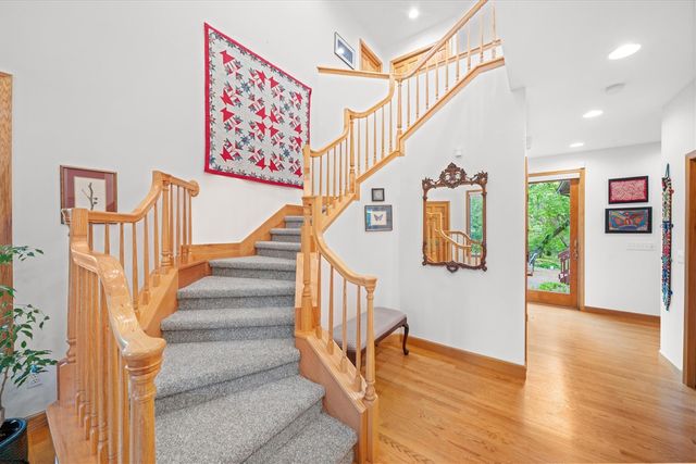 445 Huntington Drive, Ann Arbor, MI 48104