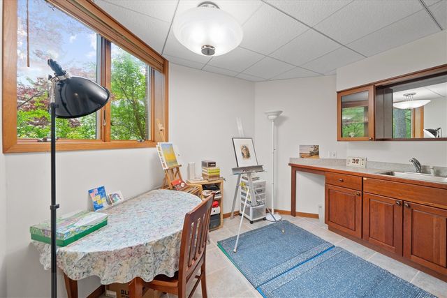 445 Huntington Drive, Ann Arbor, MI 48104