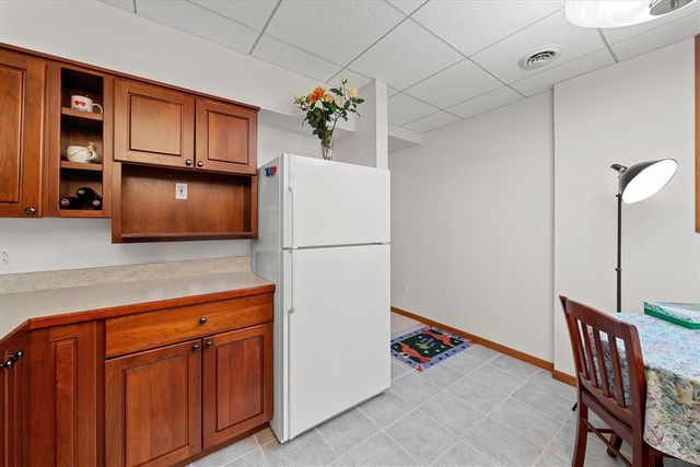 445 Huntington Drive, Ann Arbor, MI 48104