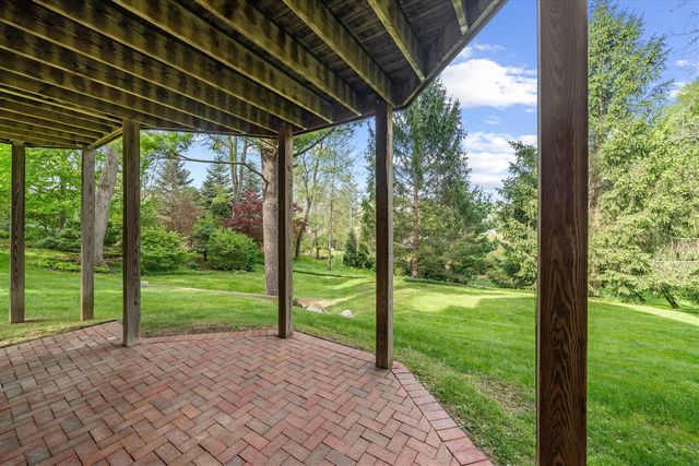 445 Huntington Drive, Ann Arbor, MI 48104