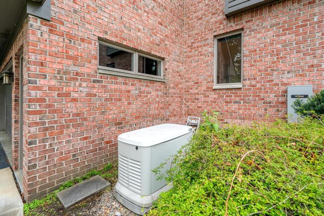 445 Huntington Drive, Ann Arbor, MI 48104