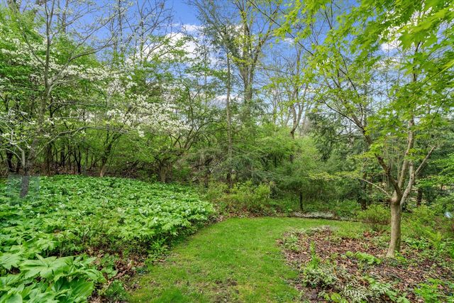 445 Huntington Drive, Ann Arbor, MI 48104