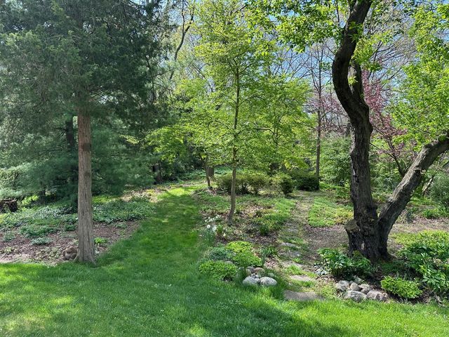 445 Huntington Drive, Ann Arbor, MI 48104