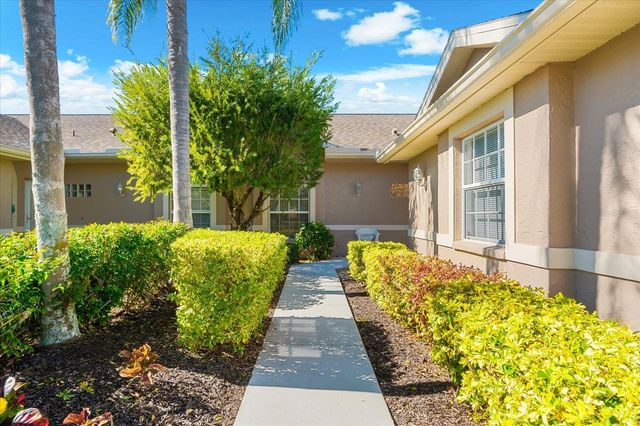 4924 MAHOGANY RUN AVENUE, Sarasota, FL 34241