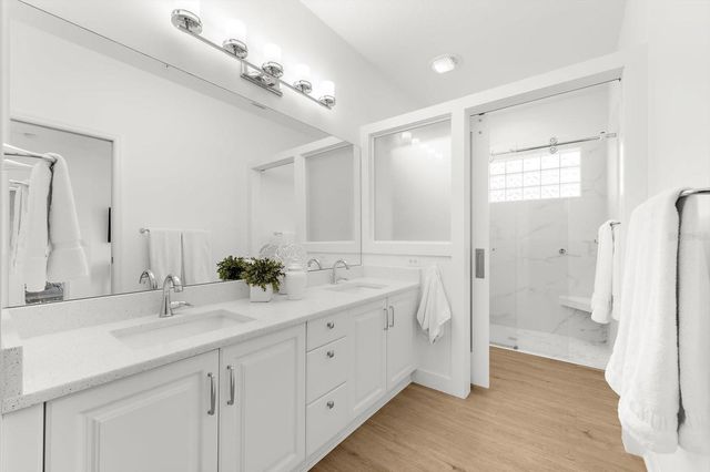 4924 MAHOGANY RUN AVENUE, Sarasota, FL 34241