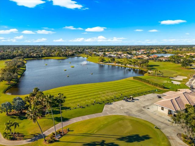 4924 MAHOGANY RUN AVENUE, Sarasota, FL 34241