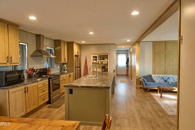 88 Stardust Lane, Selma, NC 27576