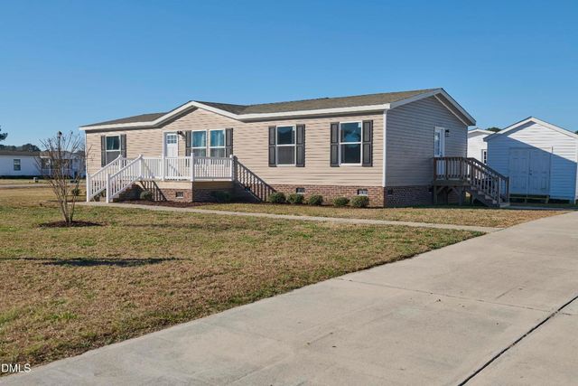 88 Stardust Lane, Selma, NC 27576