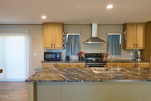 88 Stardust Lane, Selma, NC 27576