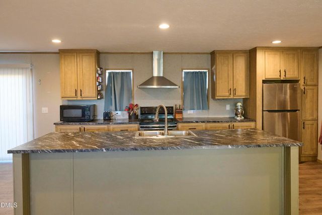 88 Stardust Lane, Selma, NC 27576