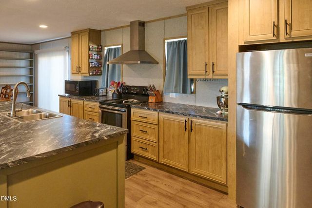 88 Stardust Lane, Selma, NC 27576