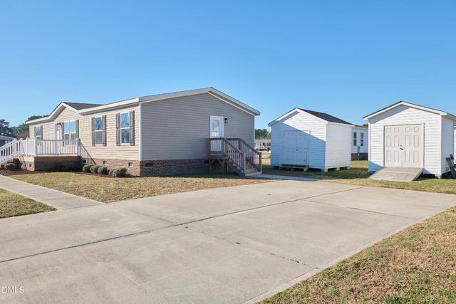 88 Stardust Lane, Selma, NC 27576