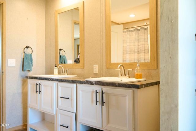 88 Stardust Lane, Selma, NC 27576