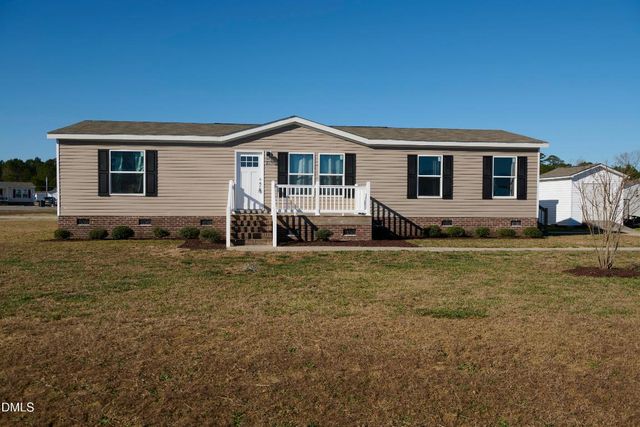 88 Stardust Lane, Selma, NC 27576