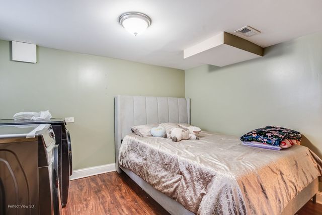 8254 Linder Avenue, Burbank, IL 60459