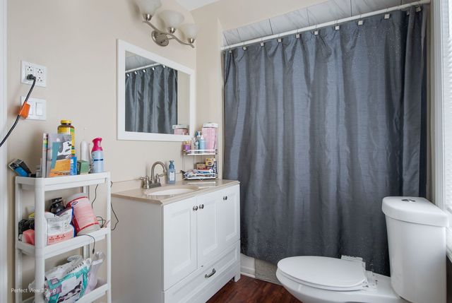 8254 Linder Avenue, Burbank, IL 60459