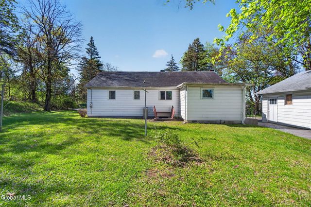 351 Farm To Market Road, Mechanicville, NY 12118